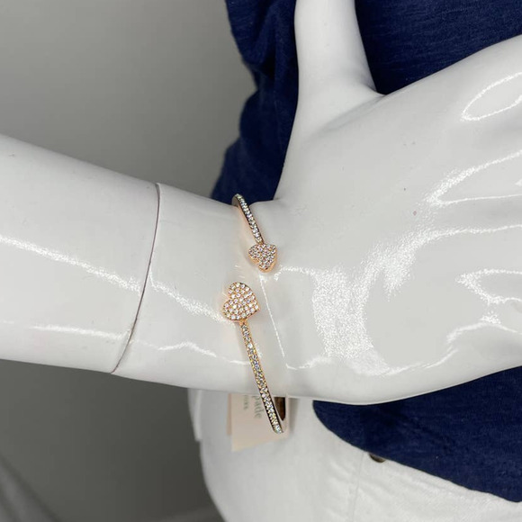 Kate Spade yours truly Heart pave open hinge cuff Bracelet Rose Gold (Damage) - Picture 2 of 12